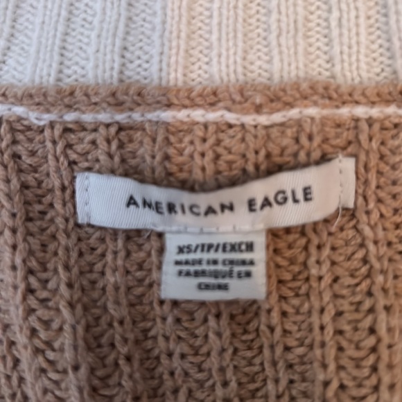 sweater - Picture 2 of 4